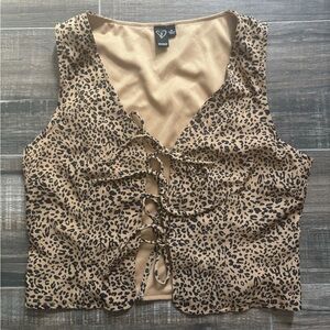 Windsor Purrfectly On Trend Leopard Tie-Front Vest Top